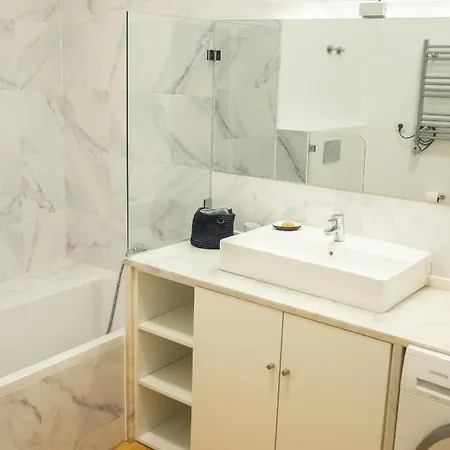 Alegria Innside - Be In The Heart Of Lisboa